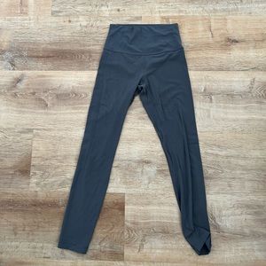 Lululemon Align pant in grey size 4 (as is : has piling!)